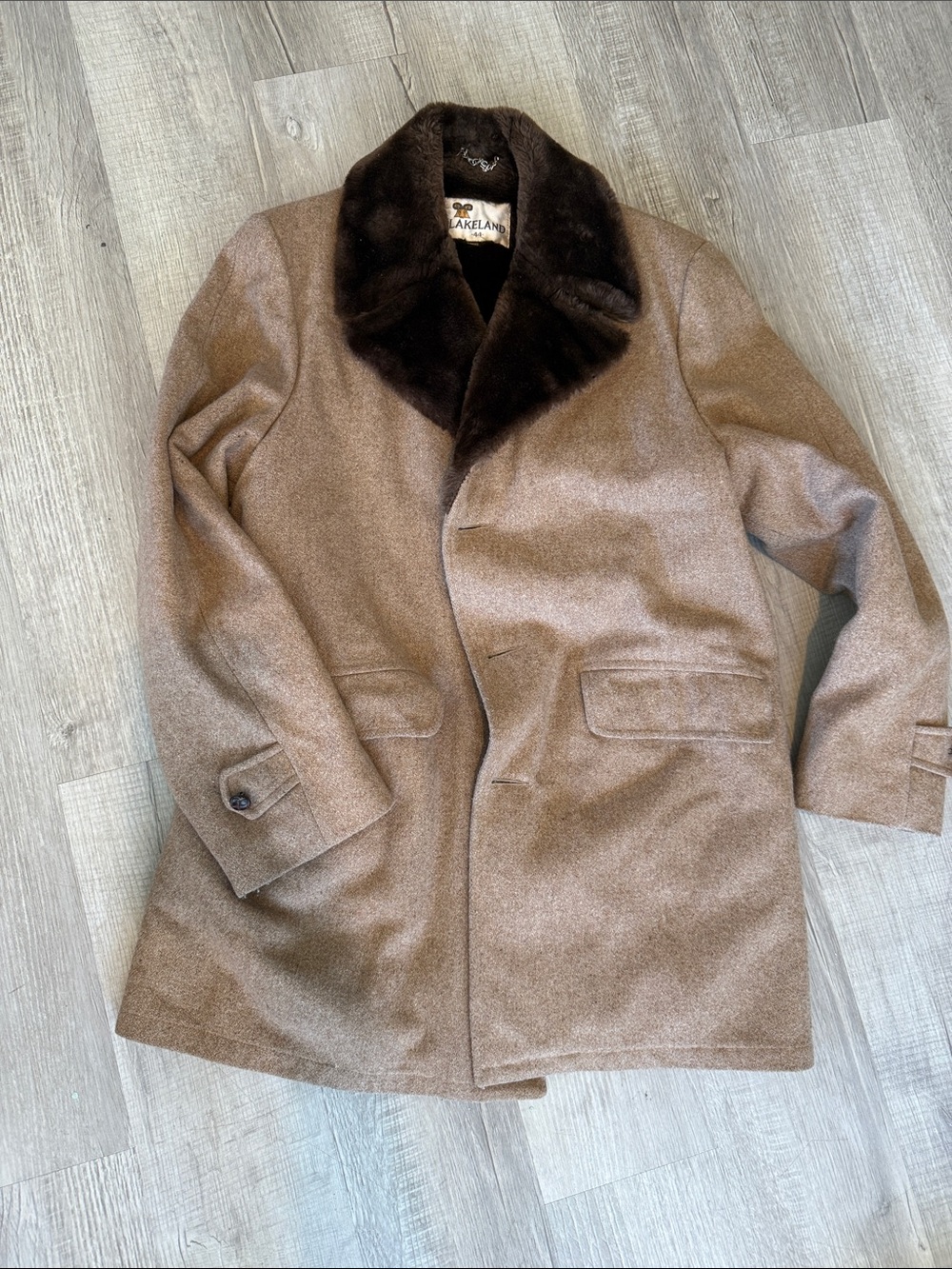 Lakeland Men's Brown Wool Pea Coat with Dark Brown Fur Collar 44 long